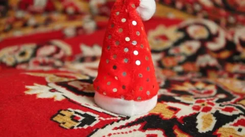 Festive Christmas hat flashes Видео 40731096