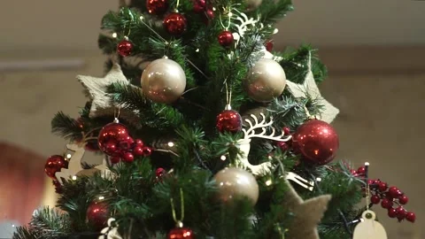 Festive decorated tree Stock Footage 159896742