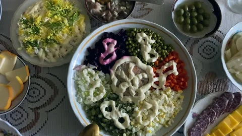 Festive dinner top view, camera wiring. T Vídeos de archivo 237770271