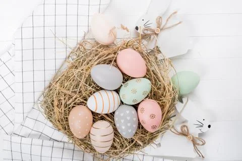 Festive easter table setting, holiday table home decor Stock Photos