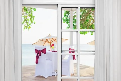 Festive romantic dinner table Foto stock