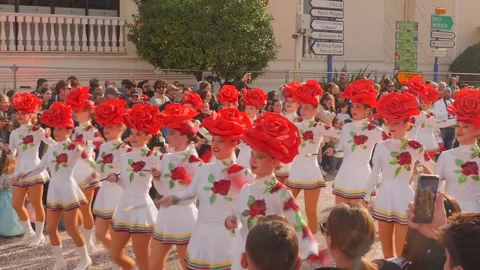 Fete du Citron dancers parade in Menton France Stock-Footage 331333225