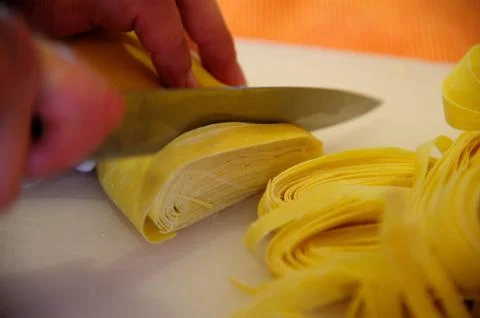 Fettuccine, the making of Foto stock
