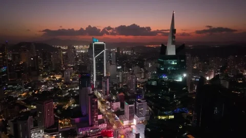 F&amp;F Tower and Towerbank Illuminated in Panama City at Sunset Drone View 2026/7/1 動画素材 337940998