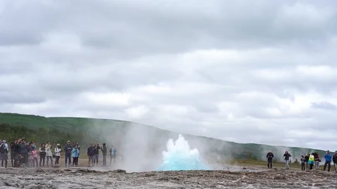 FHD-5x slow motion: Strokkur eruption in Iceland on a cloudy day 1 Stock Footage 118246823