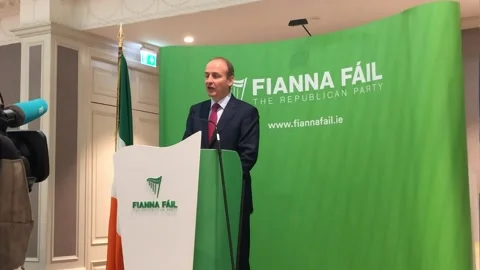 Fianna Fail votes to pass the draft programme for Ireland govenment deal Stock Footage 148585291
