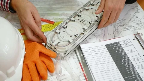 Fiber optic cable splice machine in work Stock Footage 74398527