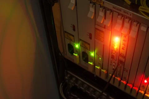 Fiber optic with servers in a technology data center Foto stock