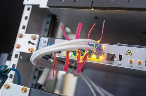 Fiber optic with servers in a technology data center Foto stock