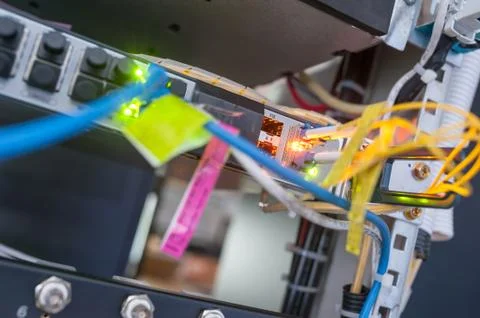 Fiber optic with servers in a technology data center Foto stock