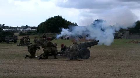 Field Guns Firing 動画素材 65303553