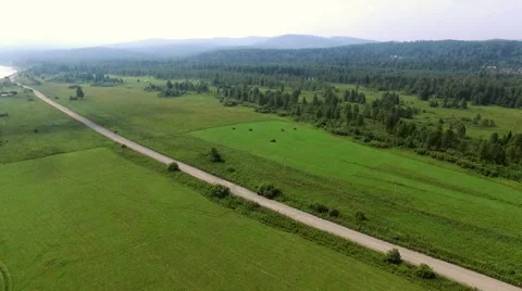 Field with haystacks Vidéo 68277550