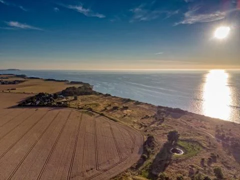 Fields on Rgen with the Baltic Sea in the background Foto stock