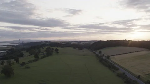 Fields in Scotland and River Forth. Sweeping shot Vidéo 146663972