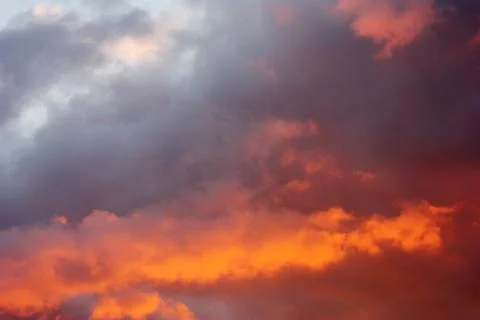 Fiery clouds 库存照片