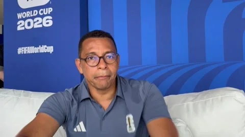 FIFA sets up a tactical "bunker" to analyze the World Cup in real time from Flor Stock Footage 337544099