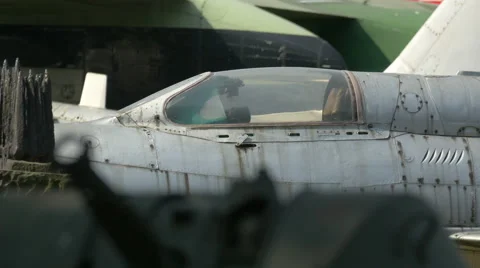Fighter jet plane at Polish Army Museum, Warsaw Vidéo 57390985