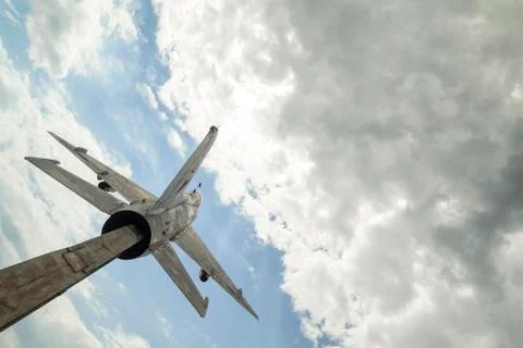 Fighter Monument Фото