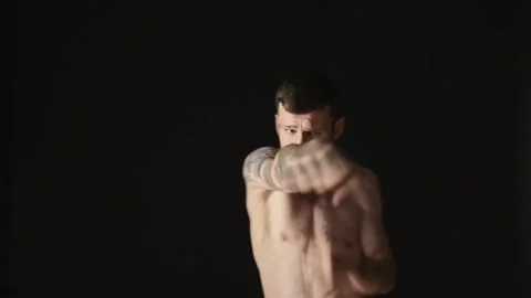 Fighter training. Shadow boxing. Vídeos de archivo 132819691