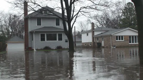 Fighting with the flood 3 Vídeo Stock 22747584