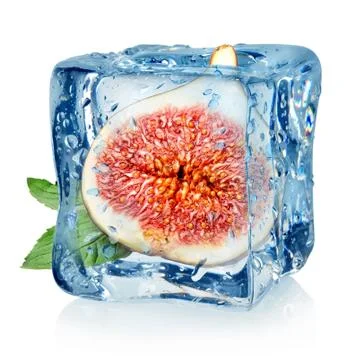 Figs in ice cube Foto stock