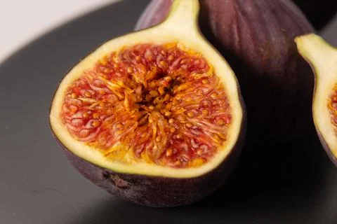 Figs on a plate, figs in section Stock Photos