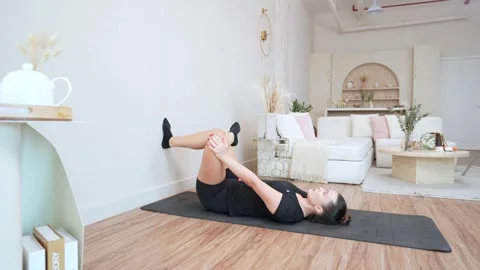 Figure 4 Stretch left Stock Footage 314186668