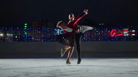 Figure skating, young couple performs a dramatic dance on ice, professional Stock Footage 167931560