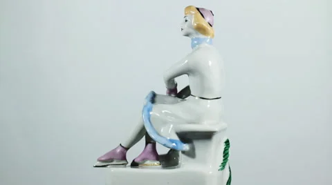 Figurine Skater Girl On Skates. Video stock 59121146