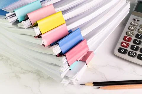 File folder and Stack of business report paper file 스톡 사진