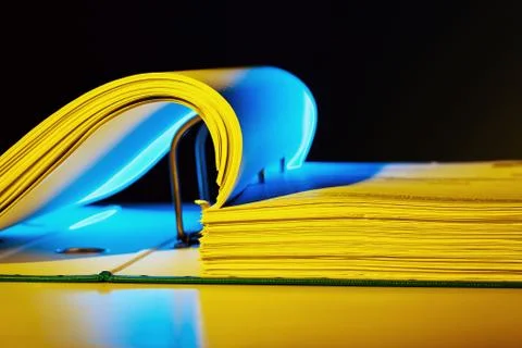 File folder with documents and documents Stock Photos