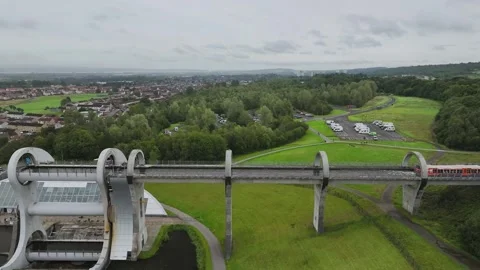 Filkirk Wheel from a drone, Forth and Clyde Canal, Falkirk, Scotland, UK Vidéo 317117959