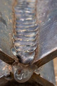 The fillet weld is placed using the MAG method. Errors in steel connections u 写真素材