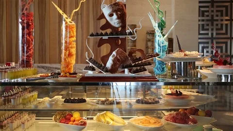 Filling a chocolate cake 2 Stock Footage 126954886