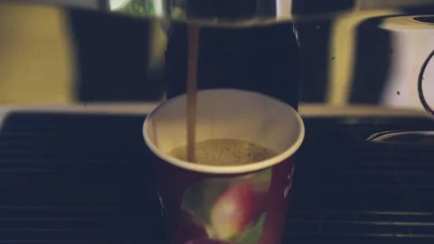 Filling coffee in the coffee machine at the cafe Stock Footage 246626923