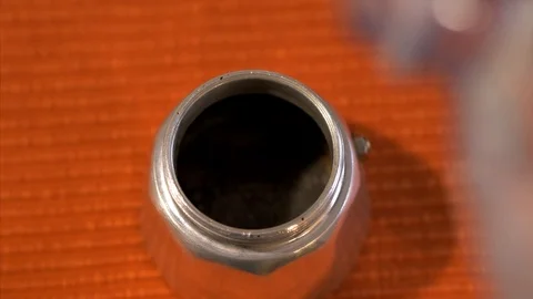 Filling up coffeepot with water Stock Footage 85504642