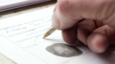 Filling form macro fingerprint registration finger print form paperwork Vidéo 158866517