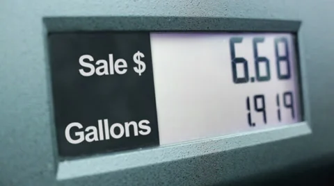 Filling up gas tank Video stock 33640513