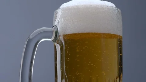Filling up a glass of beer Stock Footage 109727580