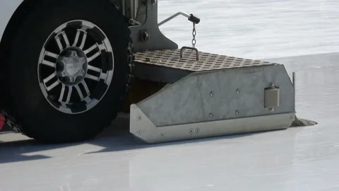 Filling ice machine working Stock Footage 88694830