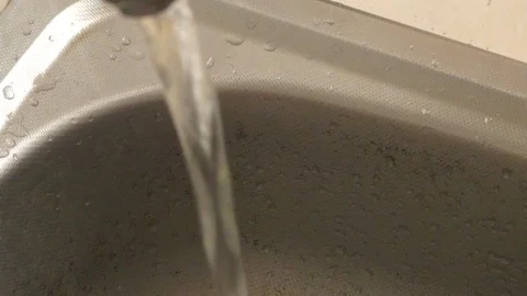 Filling a mug Stock Footage 90463234