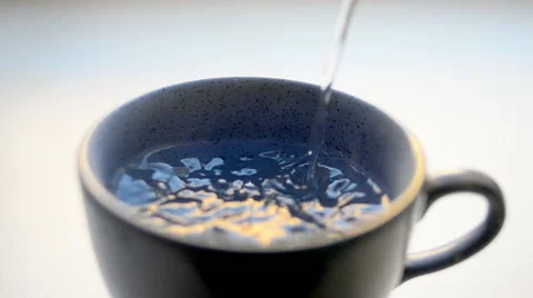Filling mug with a water Stock Footage 51684285