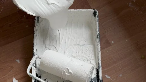Filling Paint Tray with Thick Structured Paint, DIY Wall Painting Preparation Vídeos de archivo 331720405