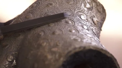 Filling a piece of sculpture Stock Footage 260696160