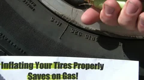Filling Tire With Air Close Up Vídeo Stock 12579852