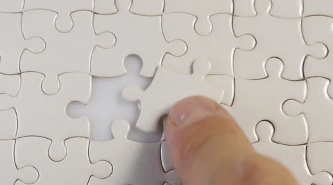 Final puzzle. Close up. Vídeos de archivo 57638308