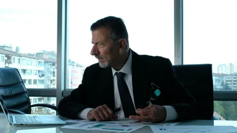 Finance Stock-Footage 194000348