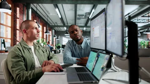 Financial Analysts Discuss Cloud Automation Stock Footage 335452284