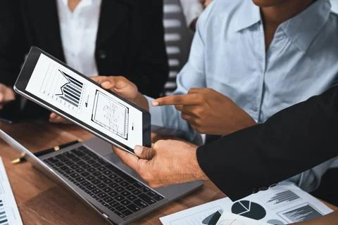 Financial dashboard data display on laptop screen. Concord Foto stock