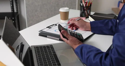 Financial data analysis and business performance evaluation help professionals Stock Footage 347356791